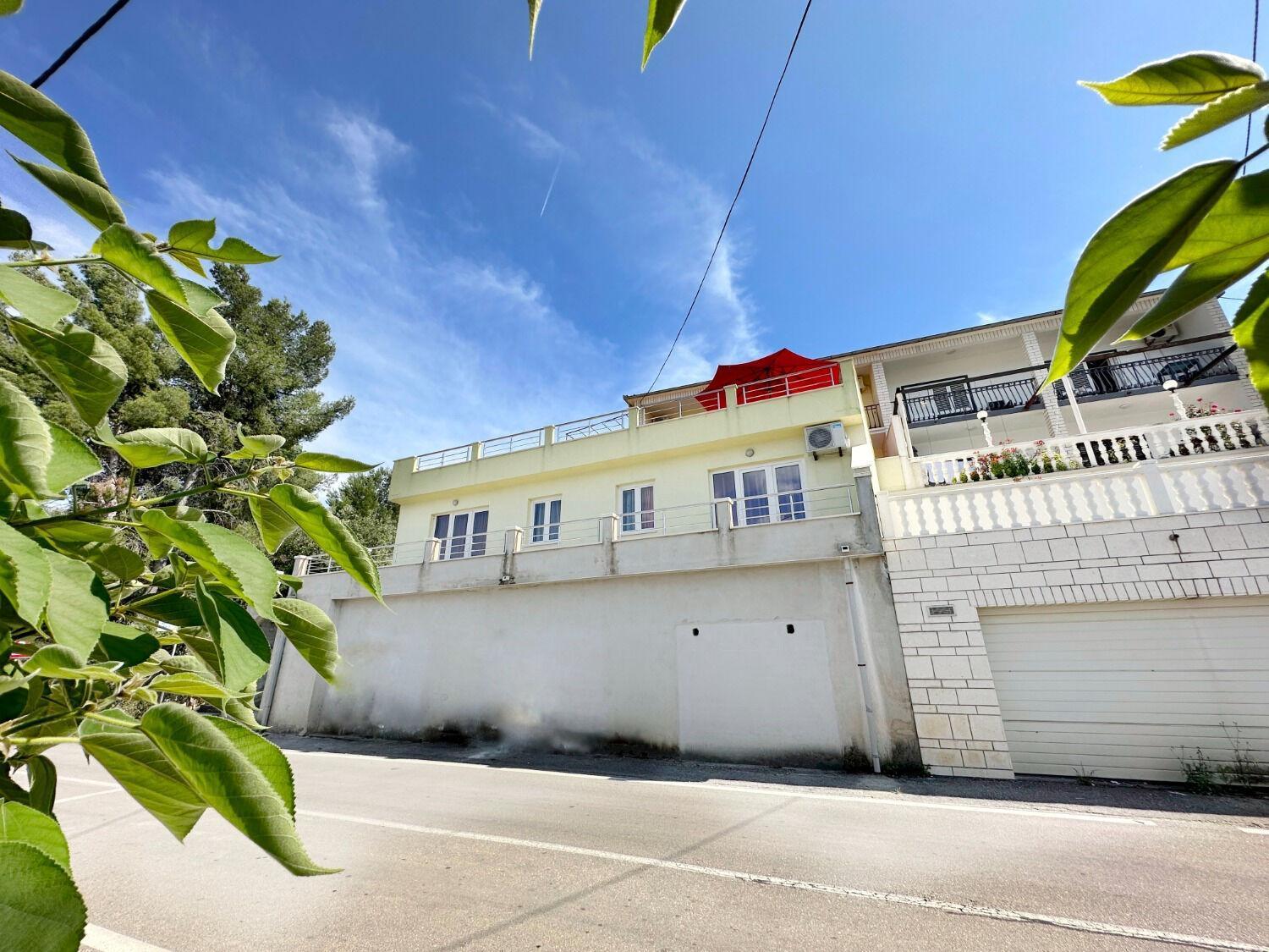 Apartments Vini トロギール エクステリア 写真